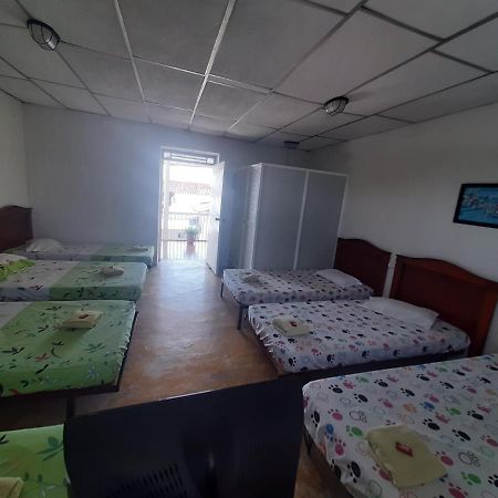 Hotel Andaluz Andalucia Екстер'єр фото