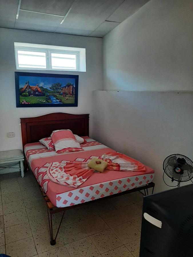 Hotel Andaluz Andalucia Екстер'єр фото