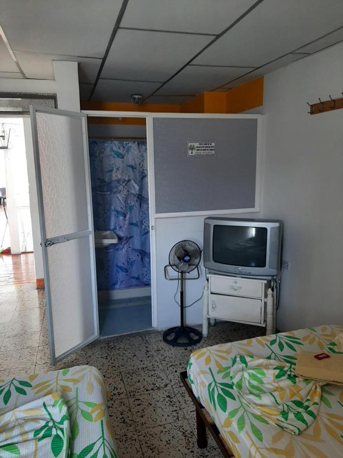 Hotel Andaluz Andalucia Екстер'єр фото