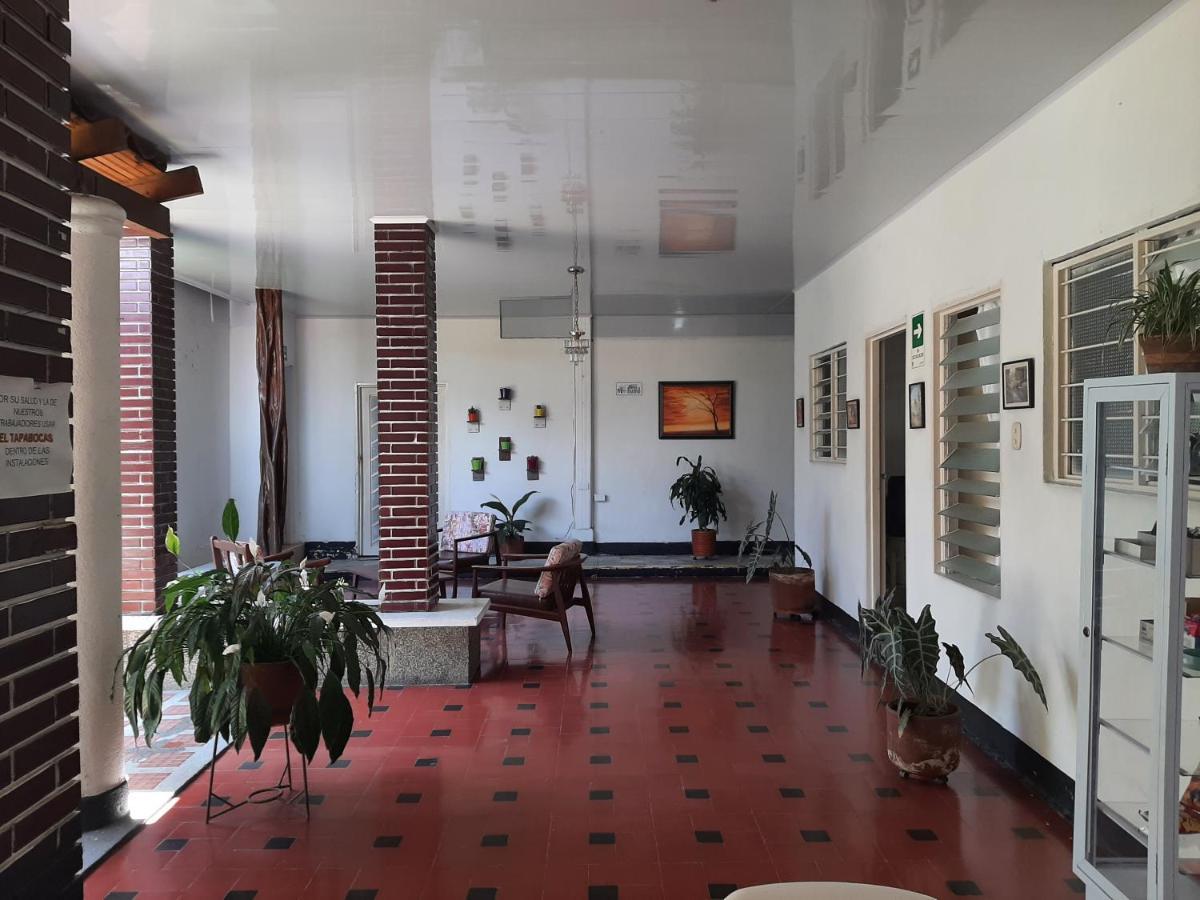 Hotel Andaluz Andalucia Екстер'єр фото